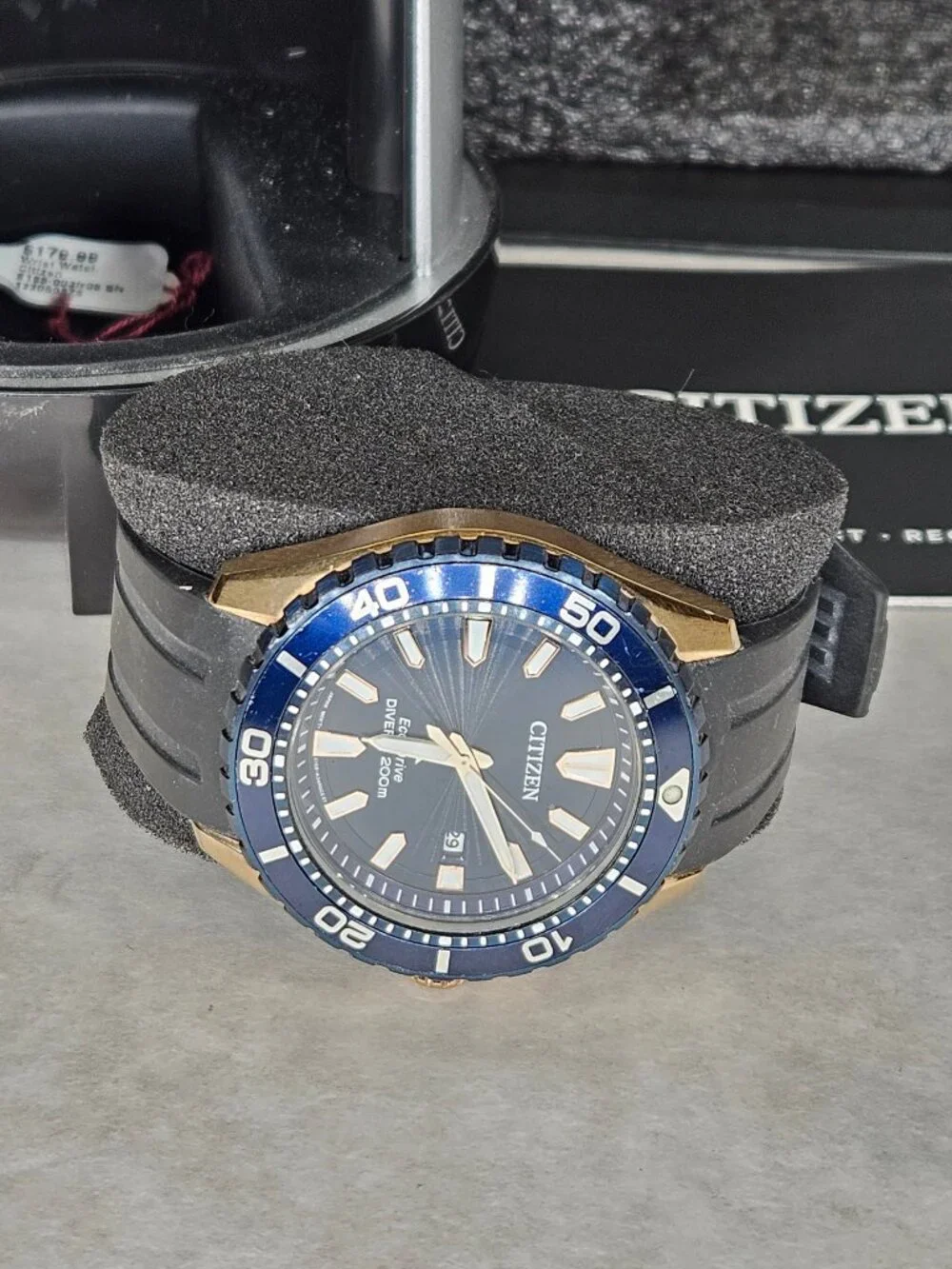 Citizen Promaster Eco Drive Diver's 200mm Solar Wristwatch Watch with Box